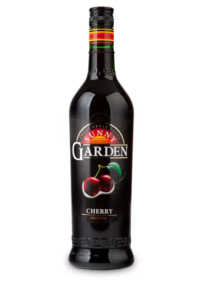 Aromatizēts augļu vīns Sunny Garden Cherry Original saldais 13% 0.75l