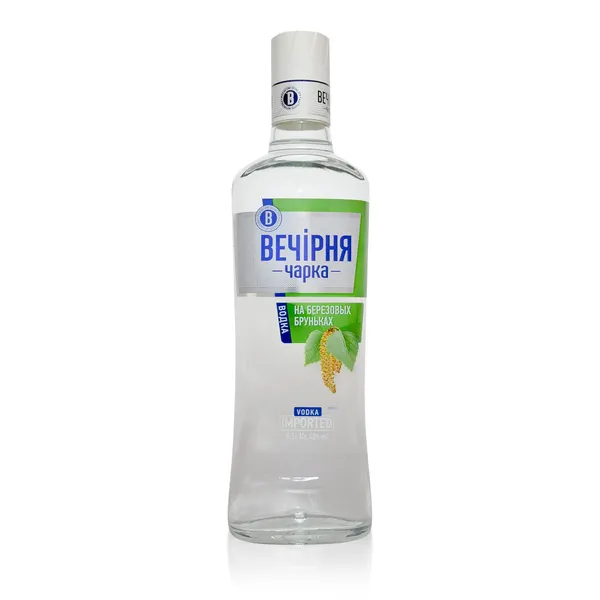 Degvīns Vechirnja Charka Na Berjozovih Brunkah 40% 0.5l