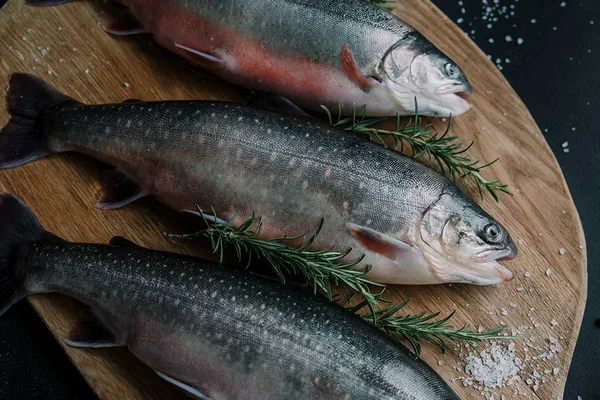 Arktiskā palija, Zivs uz ledus, 1.5 - 2kg, atvēsināta, ķidāta, sver.