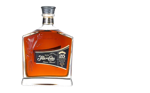 Rums FLOR DE CANA 25 Y.O., 40%, 0.7l