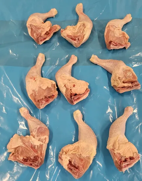 Frozen chicken quarters, category A, 10kg