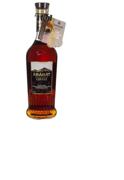 Stiprs alkoholisks dzēriens ARARAT Coffee, 30%, 0.5l