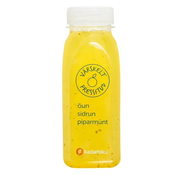 Apple, citronu, piparmētru sula